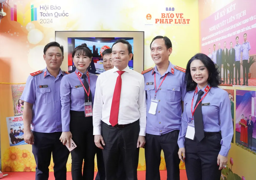 hoi-bao-toan-quoc-2024-bao-ve-phap-luat-thuan-van.jpg