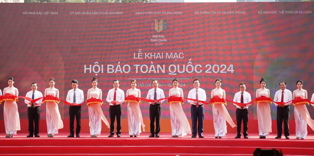 hoi-bao-toan-quoc-2024-thuan-van-khai-mac.jpg