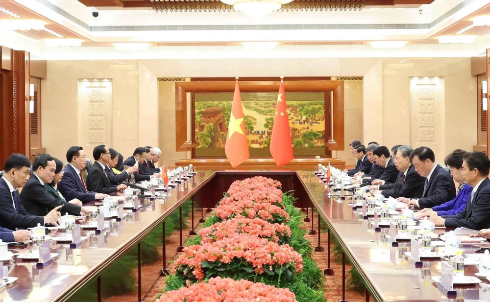 Toàn cảnh buổi hội đàm. Ảnh: QH 2-chu-tich-quoc-hoi-vuong-dinh-hue.jpeg
