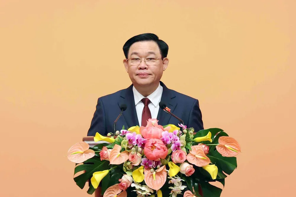 Chủ tịch Quốc hội Vương Đình Huệ phát biểu tại chương trình. Ảnh: NHAN SÁNG/TTXVN chu-tich-quoc-hoi-vuong-dinh-hue-chia-se-ve-tinh-huu-nghi-viet-trung.jpeg