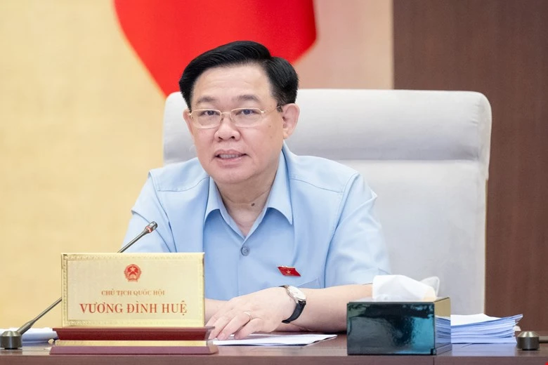 Chủ tịch Quốc hội Vương Đình Huệ tại phiên họp chiều 23-4. Ảnh: NGHĨA ĐỨC Chủ tịch Quốc hội: Bổ sung quy định cấm và chế tài để chống gian lận hóa đơn, hoàn thuế…