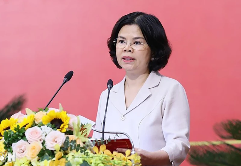 Bà Nguyễn Hương Giang, Chủ tịch UBND tỉnh Bắc Ninh, bị kỷ luật khiển trách. Ảnh: TTXVN Thủ tướng kỷ luật Chủ tịch UBND tỉnh Bắc Ninh Nguyễn Hương Giang