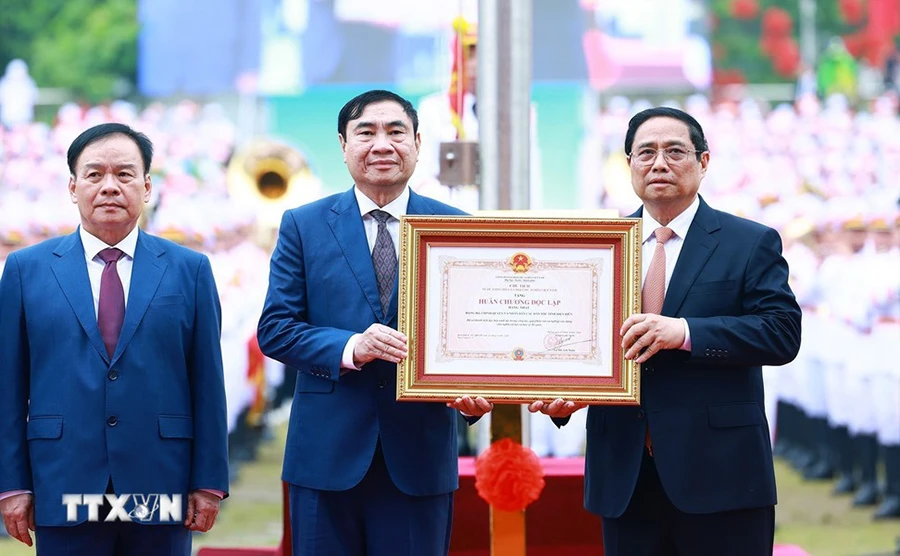 thu-tuong-pham-minh-chinh-chien-thang-dien-bien-phu (3).jpg