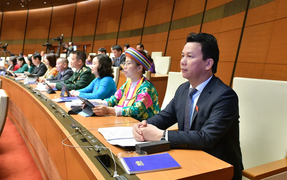 Các đại biểu tham dự Kỳ họp 7, Quốc hội khóa XV. Ảnh: PHẠM THẮNG dai-bieu-ky-hop-7-quoc-hoi-15.jpeg