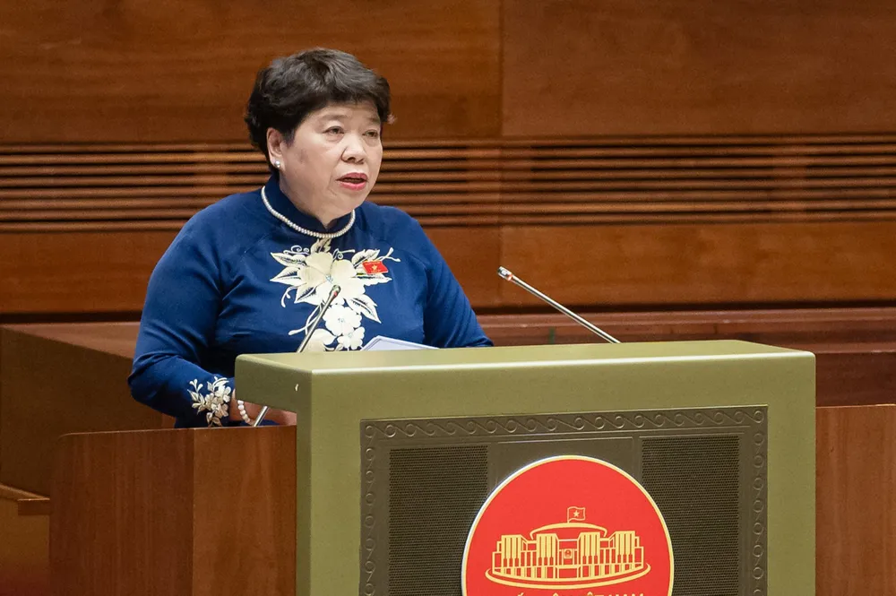 Chủ nhiệm Ủy ban Xã hội Nguyễn Thúy Anh. Ảnh: PHẠM THẮNG Quốc hội bàn về việc thay thế 'mức lương cơ sở' bằng 'mức tham chiếu'