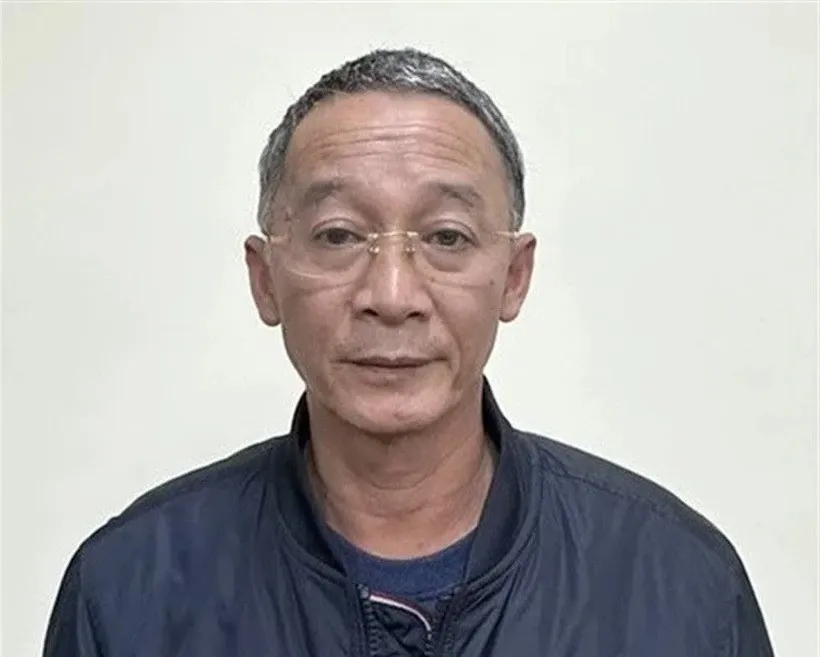 Thủ tướng phê chuẩn kết quả bãi nhiệm chức vụ Chủ tịch UBND tỉnh Lâm Đồng nhiệm kỳ 2021-2026 với ông Trần Văn Hiệp. Ảnh TTXVN Phê chuẩn kết quả bãi nhiệm chức vụ Chủ tịch UBND tỉnh Lâm Đồng với ông Trần Văn Hiệp