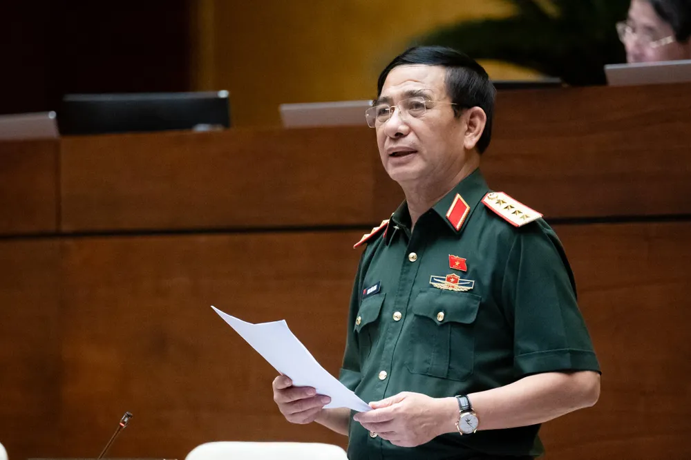 Bộ trưởng Bộ Quốc phòng Phan Văn Giang. Ảnh: PHẠM THẮNG bo-truong-quoc-phong-phan-van-giang-san-pham-quoc-phong-an-ninh-luon-co-tinh-rui-ro-cao.jpg