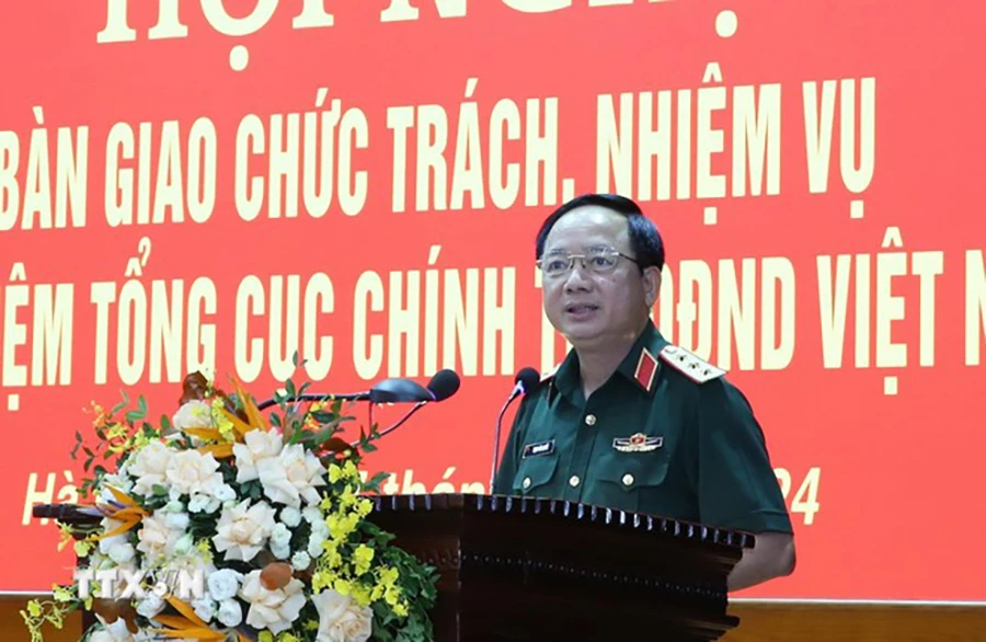 Thượng tướng Trịnh Văn Quyết phát biểu tại hội nghị. Ảnh: TTXVN dai-tuong-luong-cuong-ban-giao-chuc-trach-nhiem-vu-chu-nhiem-tong-cuc-chinh-tri-trinh-van-quyet.jpg