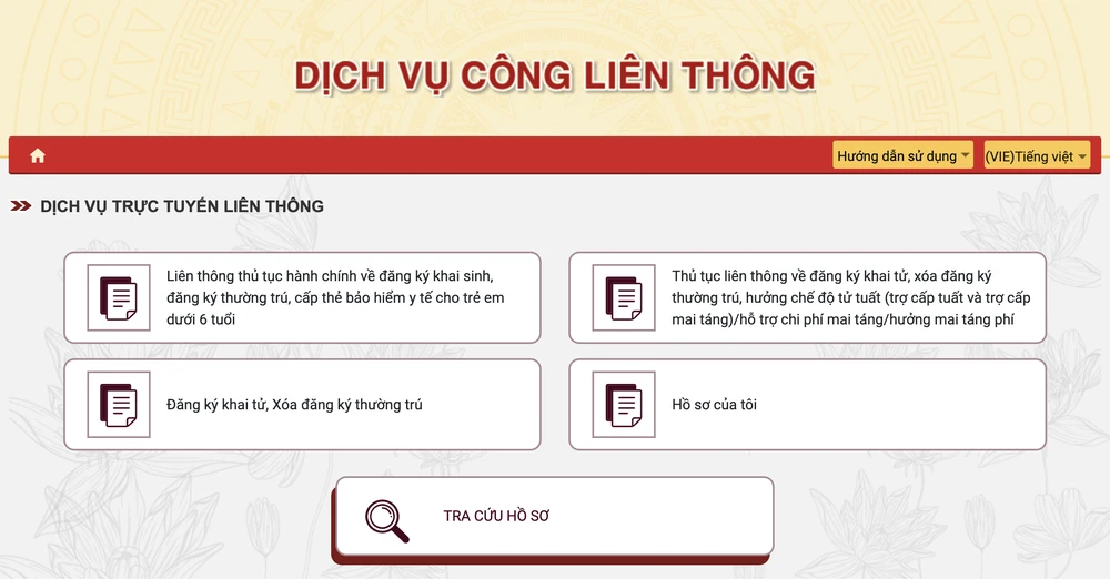 Người dân truy cập vào địa chỉ dichvucong.gov.vn để thực hiện hai nhóm thủ tục hành chính liên thông điện tử về đăng ký khai sinh, khai tử. Từ 1-7, chính thức liên thông đăng ký khai sinh, khai tử, thường trú, thẻ bảo hiểm y tế