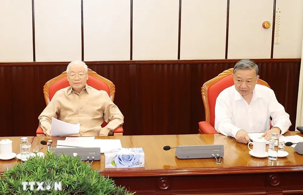 Tổng Bí thư Nguyễn Phú Trọng, Chủ tịch nước Tô Lâm tại cuộc họp lãnh đạo chủ chốt. Ảnh: TTXVN tong-bi-thu-nguyen-phu-trong-chu-tri-cuoc-hop-lanh-dao-chu-chot-1.jpeg