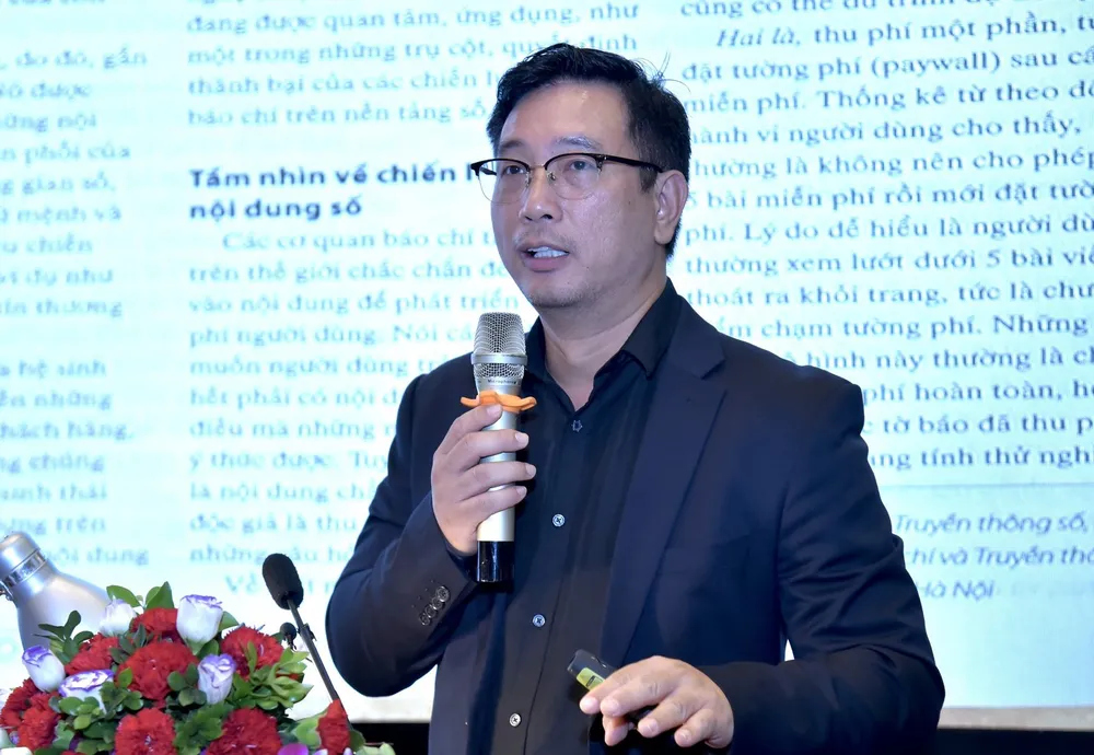 Ảnh: BÁO NHÂN DÂN ts-do-anh-duc-nhan-van-ha-noi.jpeg