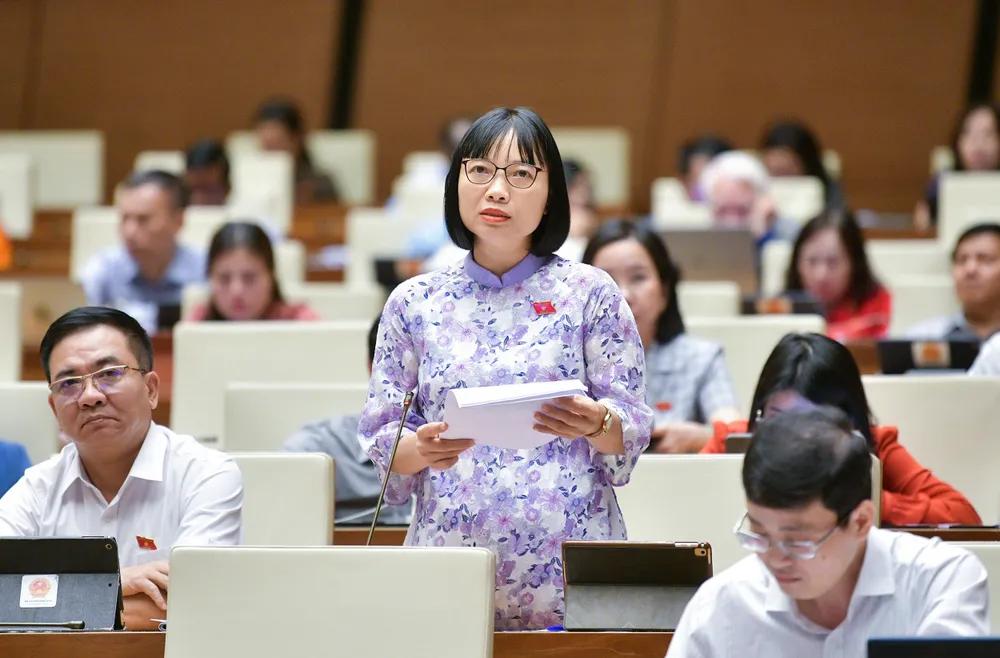 ĐB Nguyễn Thị Việt Nga (đoàn Hải Dương). Ảnh: PHẠM THẮNG nguyen-thi-viet-nga.jpg