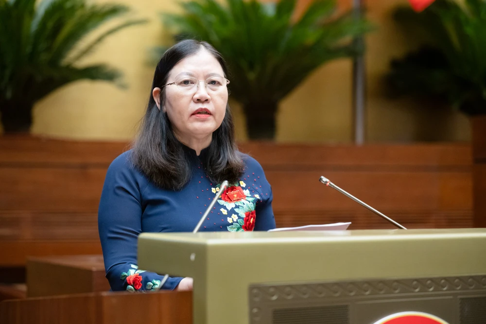 Chủ nhiệm Ủy ban Tư pháp Lê Thị Nga. Ảnh: PHẠM THẮNG Quốc hội thống nhất việc không đổi tên Tòa án