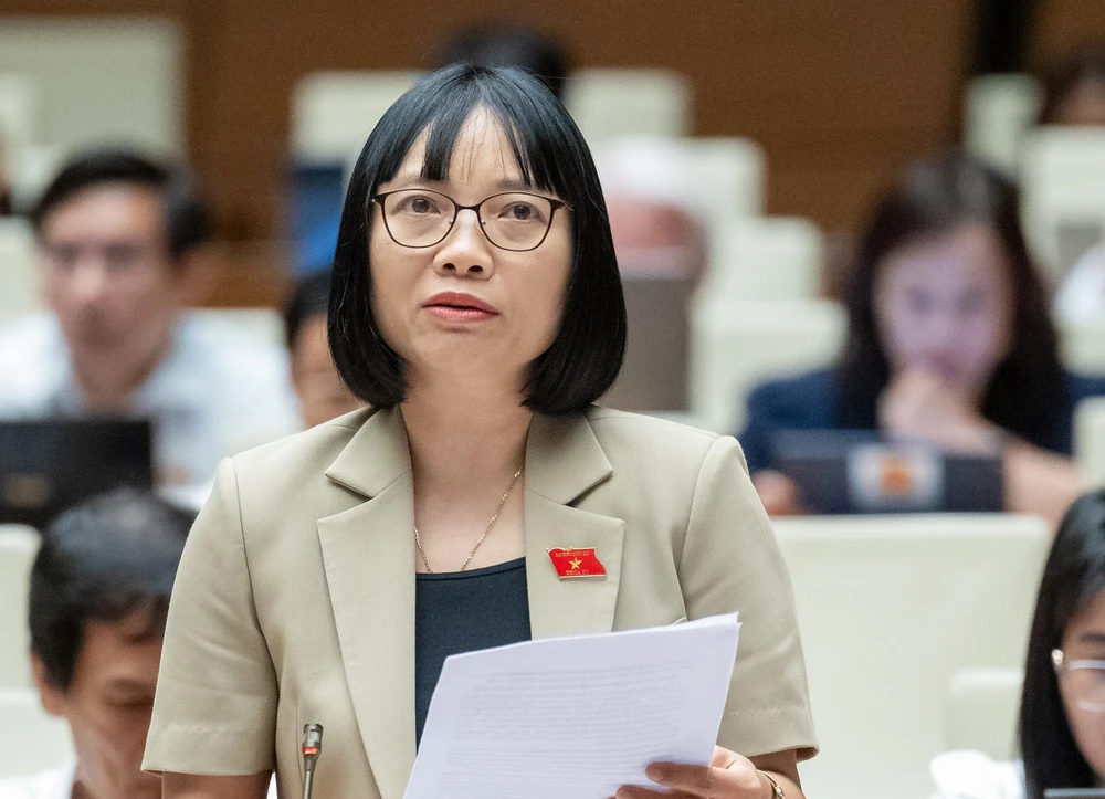 Giải pháp nào để không còn tái diễn điệp khúc 'cứ tăng lương cơ sở là giá cả lại tăng'?