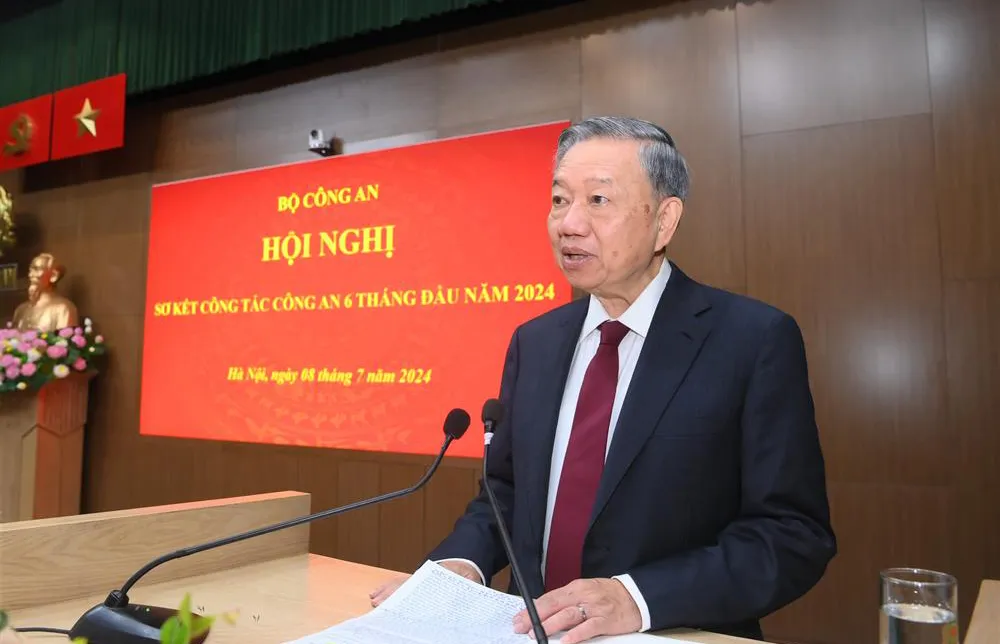 Chủ tịch nước Tô Lâm phát biểu tại hội nghị. Ảnh: BCA Bộ Công an đẩy nhanh điều tra, xử lý các vụ án lớn và mới