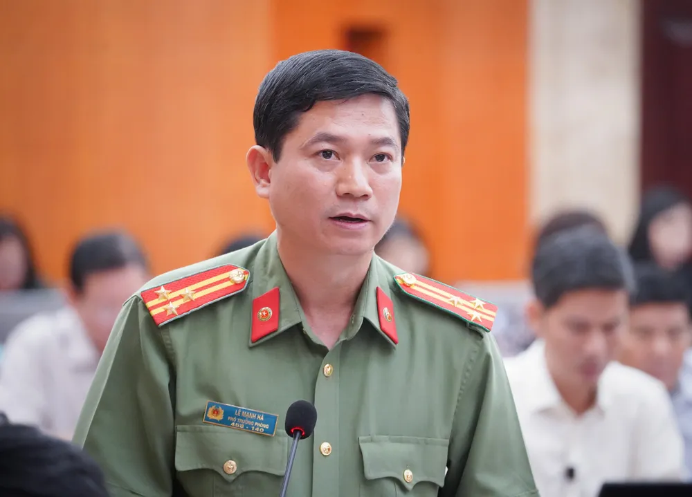 Thượng tá Lê Mạnh Hà, tội phạm xâm phạm sở hữu ở TP.HCM được kéo giảm sâu so với cùng kỳ. Ảnh: THUẬN VĂN Công an TP.HCM nói về tình hình xử lý tội phạm tham nhũng, kinh tế