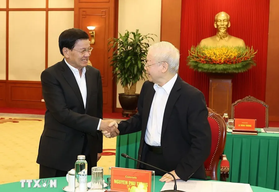 Tổng Bí thư Nguyễn Phú Trọng và Tổng Bí thư, Chủ tịch nước Lào Thongloun Sisoulith. Ảnh: TTXVN Tổng Bí thư, Chủ tịch nước Lào nói về tình cảm đặc biệt với Tổng Bí thư Nguyễn Phú Trọng