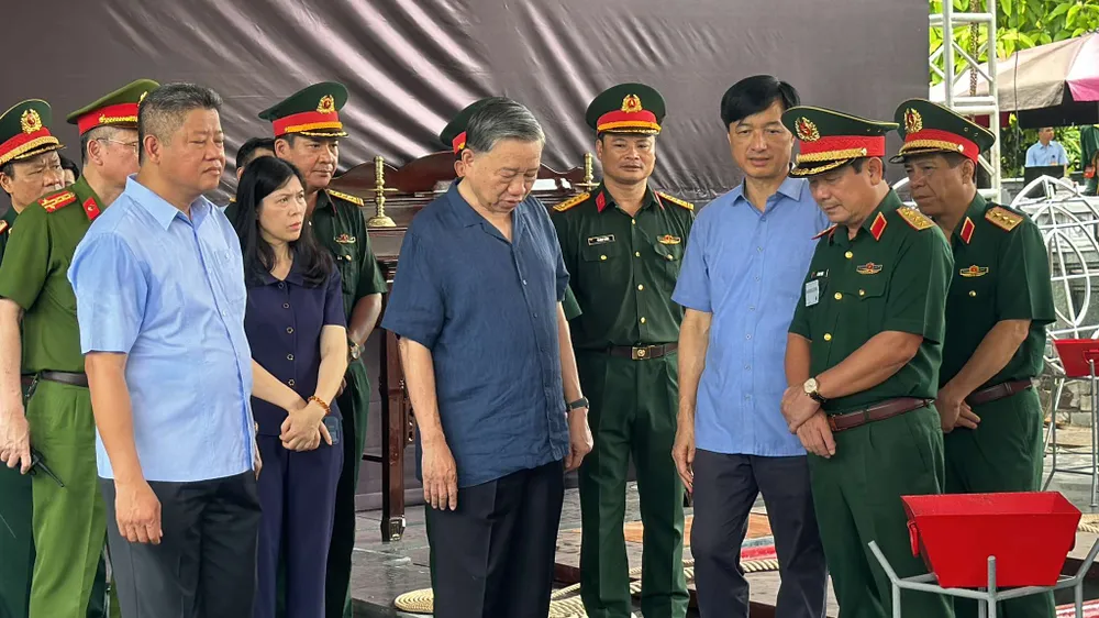 Chủ tịch nước, Thường trực Ban Bí thư kiểm tra việc chuẩn bị lễ tang Tổng Bí thư Nguyễn Phú Trọng