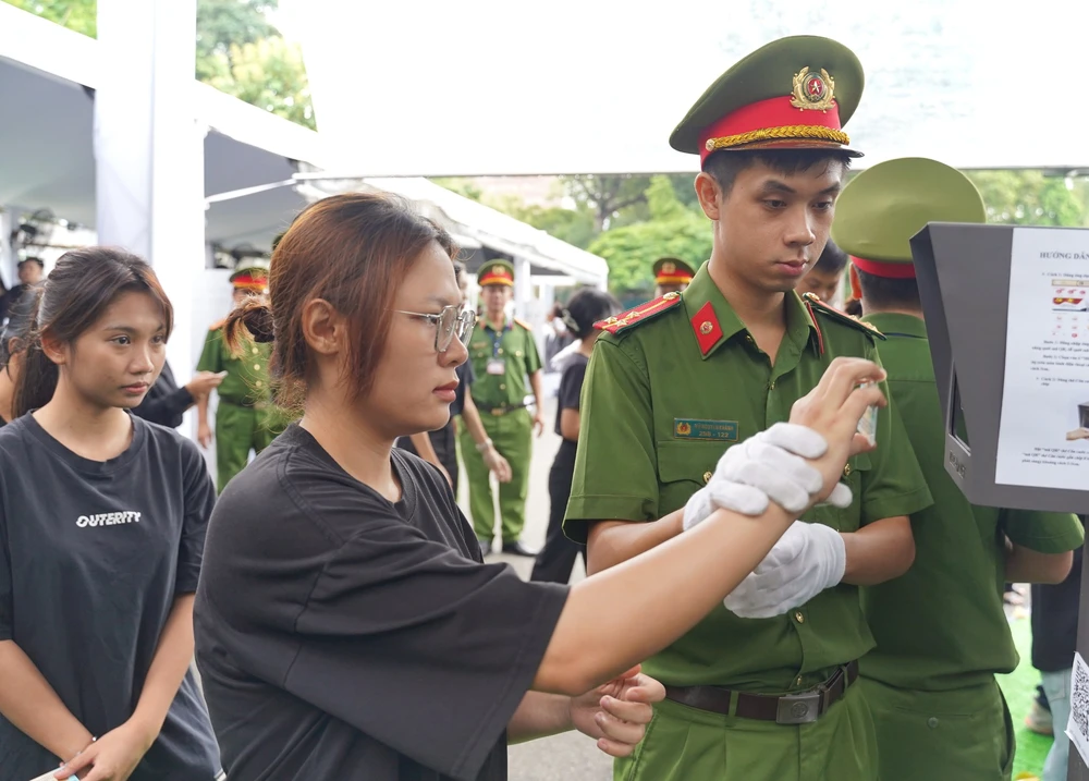 thuan-van-vieng-tp.hcm (1).jpg