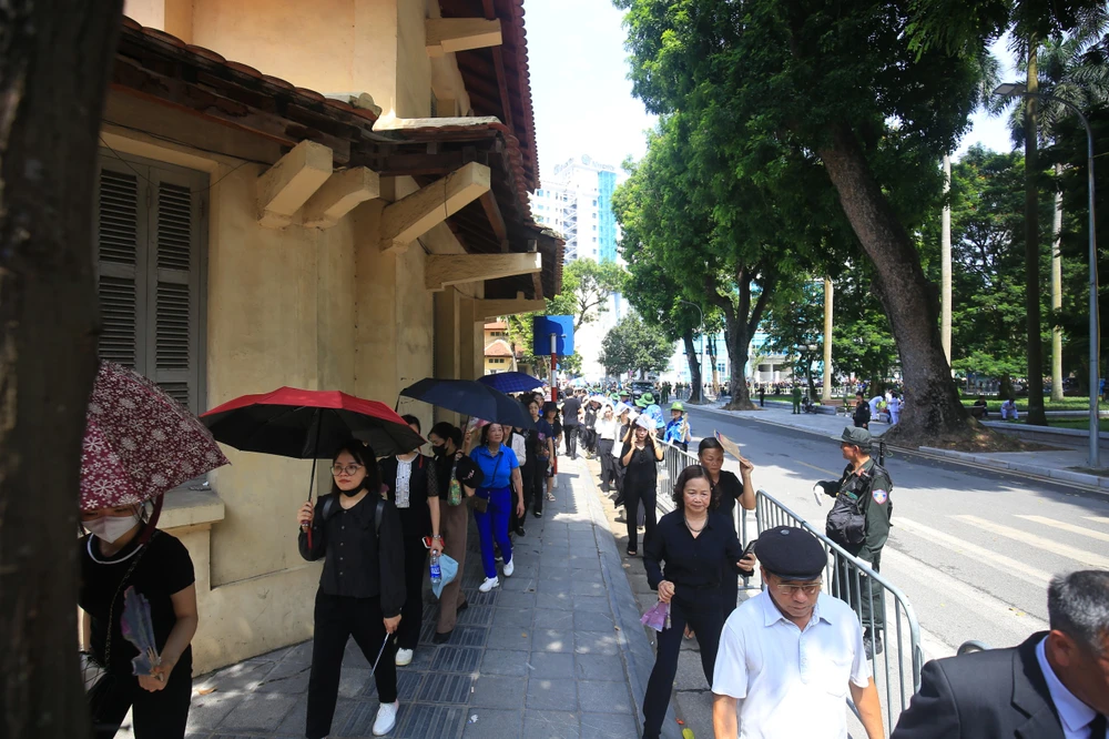 vieng-ha-noi-10h (2).jpg