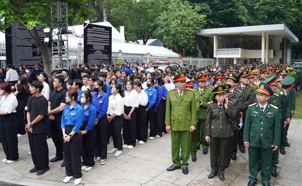 vieng-tp.hcm-thuan-van (4).jpg