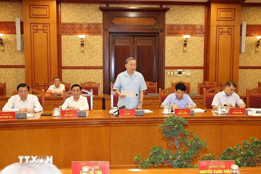 Tổng Bí thư, Chủ tịch nước Tô Lâm chủ trì phiên họp. Ảnh: TTXVN 3-noi-dung-lon-trong-xay-dung-van-kien-dai-hoi-xiv-cua-dang (1).jpg