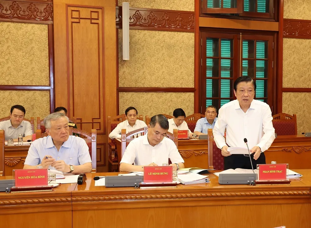 Ông Phan Đình Trạc, Ủy viên Bộ Chính trị, Bí thư Trung ương Đảng, Trưởng Ban Nội chính Trung ương, Phó Trưởng ban Thường trực Ban Chỉ đạo phát biểu. Ảnh: TTXVN 47 cán bộ diện Trung ương quản lý bị kỷ luật