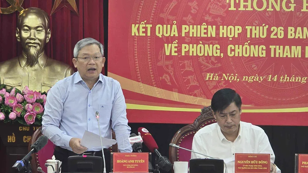 Thiếu tướng Hoàng Anh Tuyên, Phó Chánh Văn phòng, Người phát ngôn Bộ Công an. Ảnh: TN Thông tin mới về vụ án xảy ra tại Tập đoàn Vạn Thịnh Phát, Ngân hàng SCB