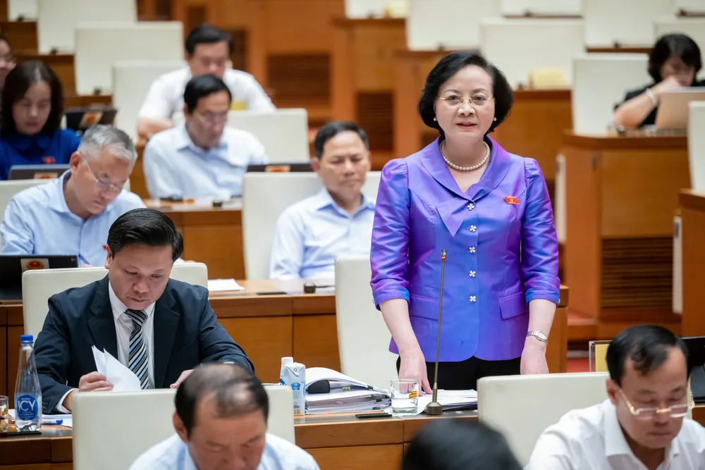 Bộ trưởng Bộ Nội vụ Phạm Thị Thanh Trà. Ảnh: QH Bộ trưởng Phạm Thị Thanh Trà nói về việc thí điểm tổ chức đội trật tự đô thị cấp huyện