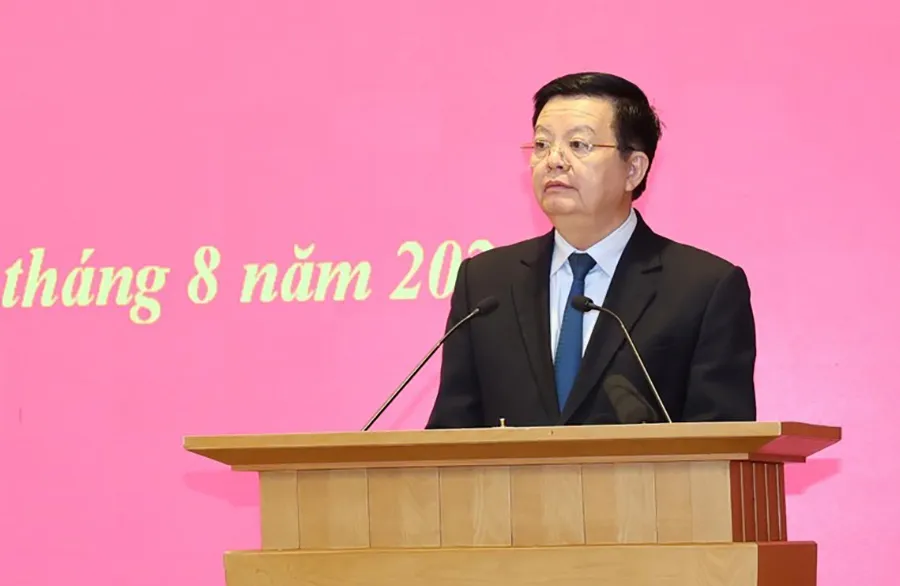tan0trung-ban-dan-van-mai-van-chinh.jpg