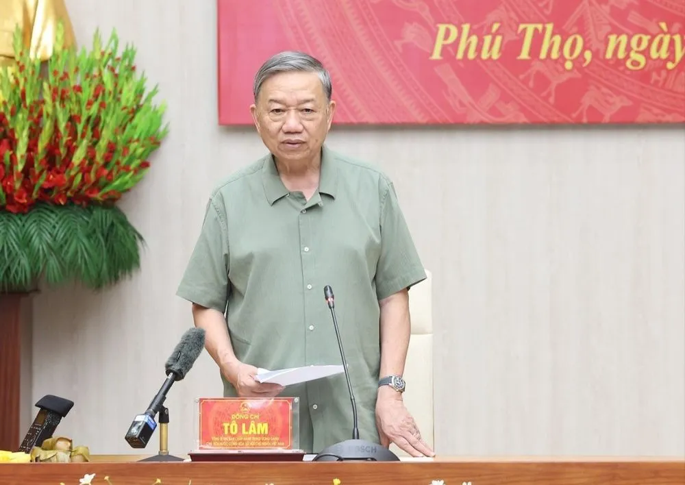 Tổng Bí thư, Chủ tịch nước Tô Lâm phát biểu tại buổi làm việc với tỉnh Phú Thọ. Ảnh: TTXVN som-xay-dung-lai-cau-phong-chau-bi-sap-o-phu-tho-tong-bi-thu.jpg