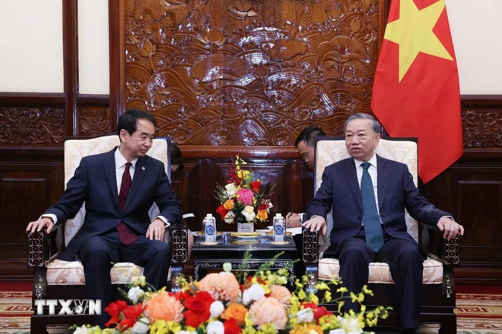 tong-bi-thu-chu-tich-nuoc-to-lam-tiep-tan-dai-su-trung-quoc-tai-viet-nam-ha-vi (1).jpg