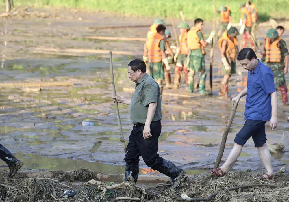 mien-giam-thue-phi-lai-vay-cho-nguoi-dan-doanh-nghiep-bi-anh-huong-cua-bao-so-3 (1).jpg