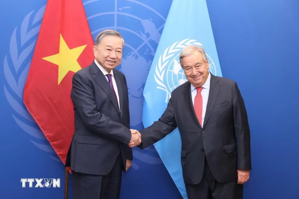 Tổng Bí thư, Chủ tịch nước Tô Lâm cùng Tổng Thư ký Liên hợp quốc António Guterres. Ảnh: TTXVN tong-bi-thu-chu-tich-nuoc-to-lam-tiep-lanh-dao-cac-to-chuc-quoc-te.jpg