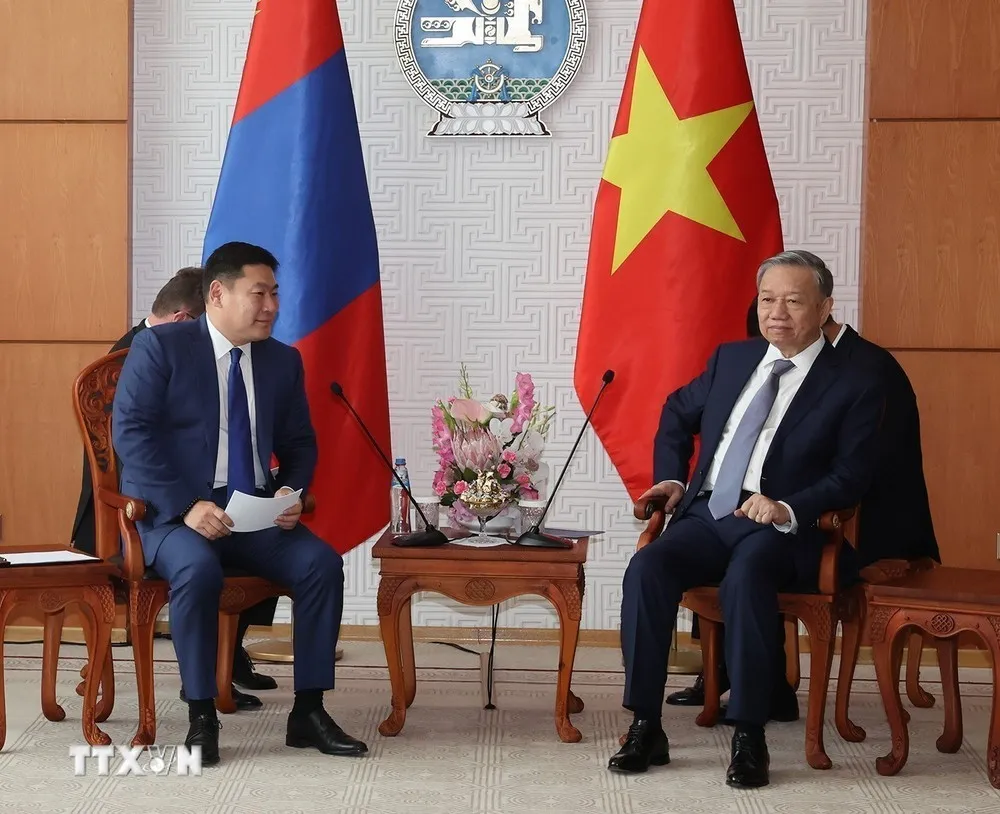Tổng Bí thư, Chủ tịch nước Tô Lâm hội kiến Thủ tướng và Chủ tịch Quốc hội Mông Cổ