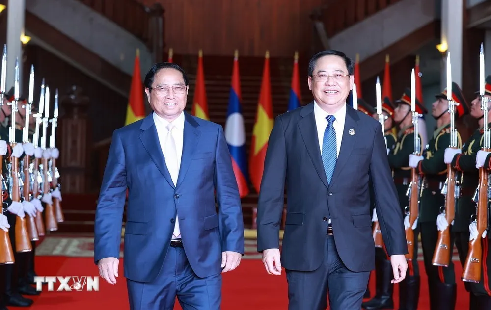Thủ tướng Phạm Minh Chính hội kiến Thủ tướng Lào Sonexay Siphandone, Chủ tịch ASEAN 2024. Ảnh: TTXVN thu-tuong-pham-minh-chinh-khang-dinh-viet-nam-danh-uu-tien-cao-nhat-cho-moi-quan-he-vi-dai-voi-lao-2.jpg