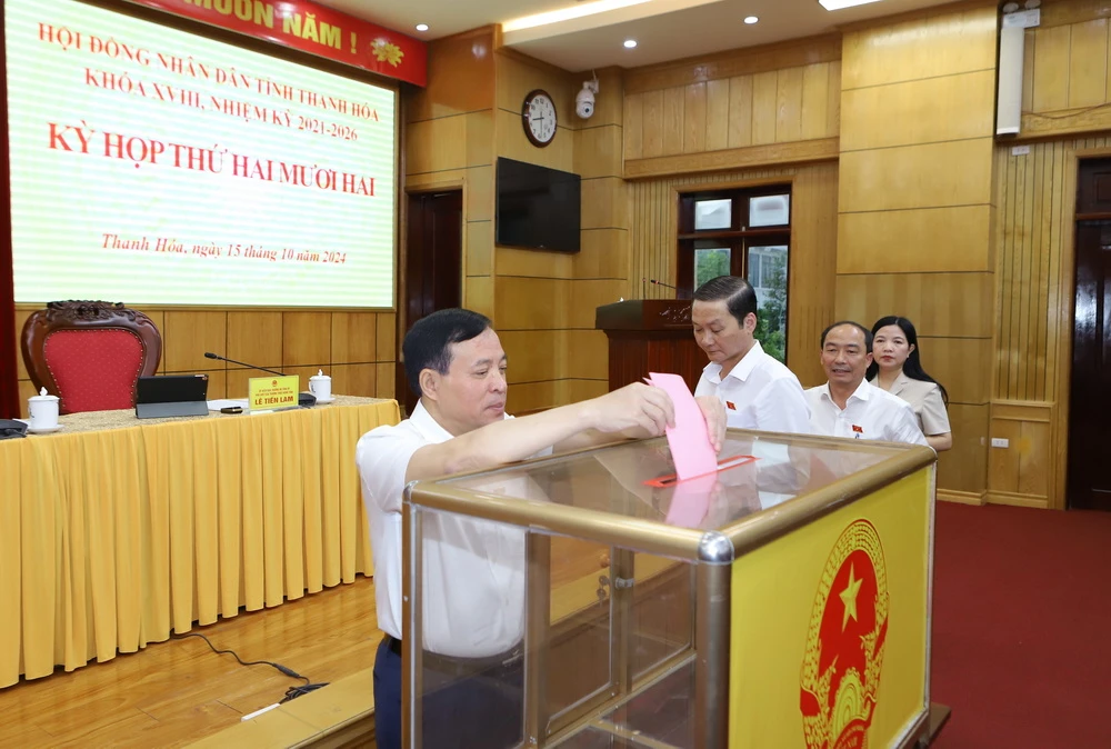 Ông Đỗ Trọng Hưng thôi làm Chủ tịch HĐND tỉnh Thanh Hóa