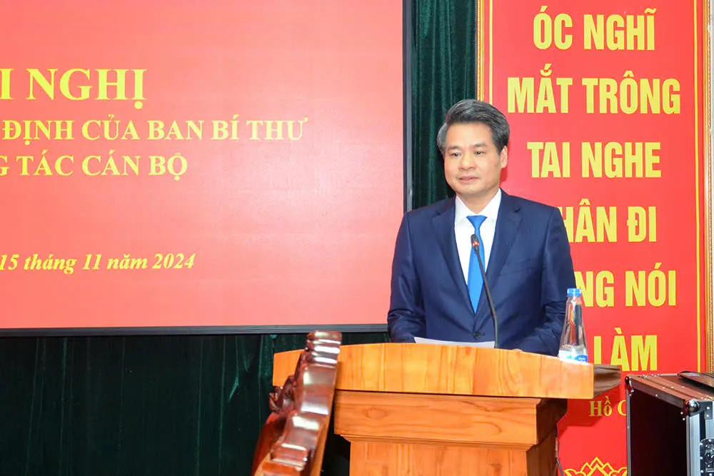 Nhân sự tuần qua: Điều động, bổ nhiệm nhiều cán bộ ở các địa phương