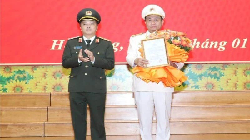 Đại tá Nguyễn Đức Thuận làm Giám đốc Công an tỉnh Hà Giang