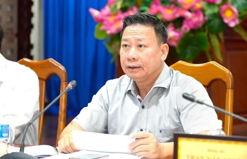 Thủ tướng điều động, bổ nhiệm ông Nguyễn Thanh Ngọc, Chủ tịch UBND tỉnh Tây Ninh, giữ chức Thứ trưởng Bộ Tư pháp. Ảnh: TTXVN ong-nguyen-thanh-ngoc.jpg