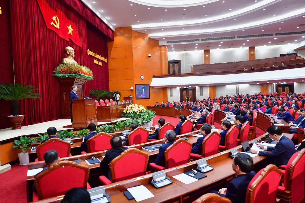 Giới thiệu nhân sự bổ sung quy hoạch Ban Chấp hành Trung ương Đảng khóa XIV