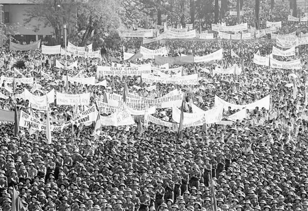 Xuyên tạc lịch sử ngày 30-4-1975: Phiến diện, lạc lõng!