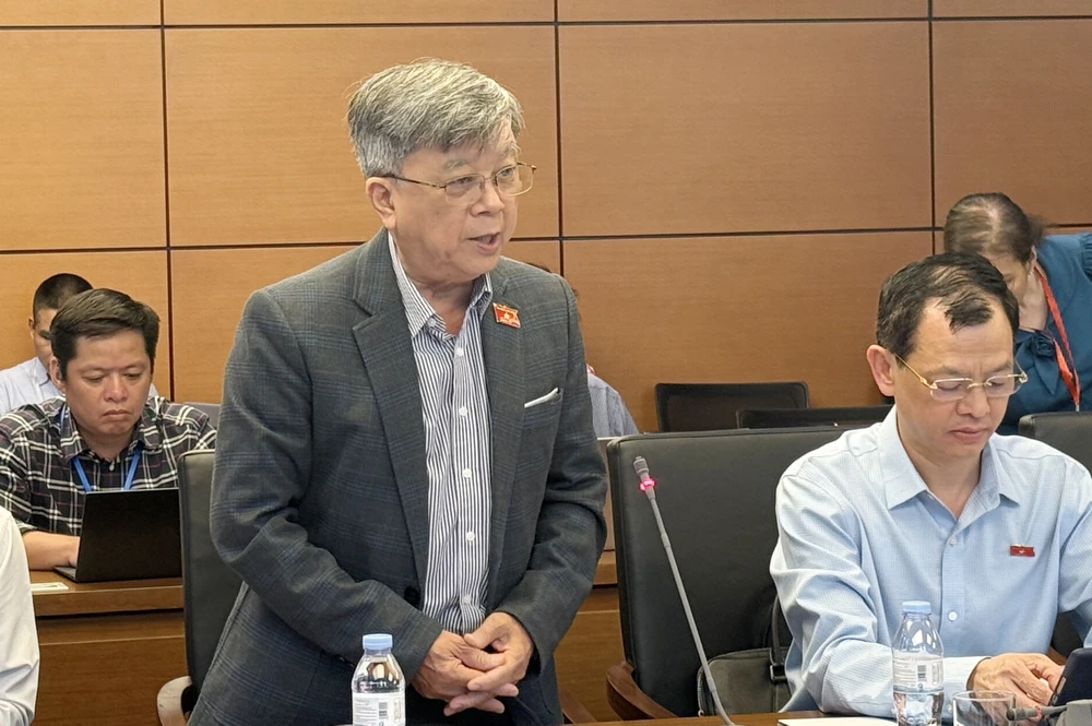 Đại biểu đề xuất cần giữ quyền được chất vấn chánh án TAND, viện trưởng VKSND