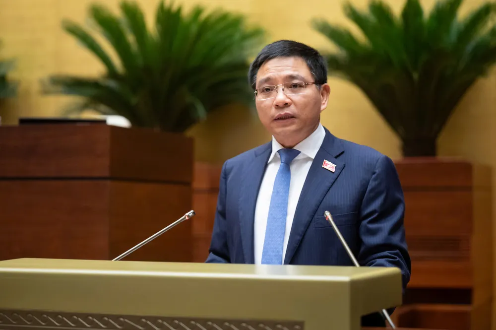 Bộ trưởng Bộ Tài chính Nguyễn Văn Thắng. Ảnh: QH Làm gì để doanh nghiệp không còn vất vả khi đi đăng ký kinh doanh? LUẬT DOANH NGHIỆP SỬA ĐỔI