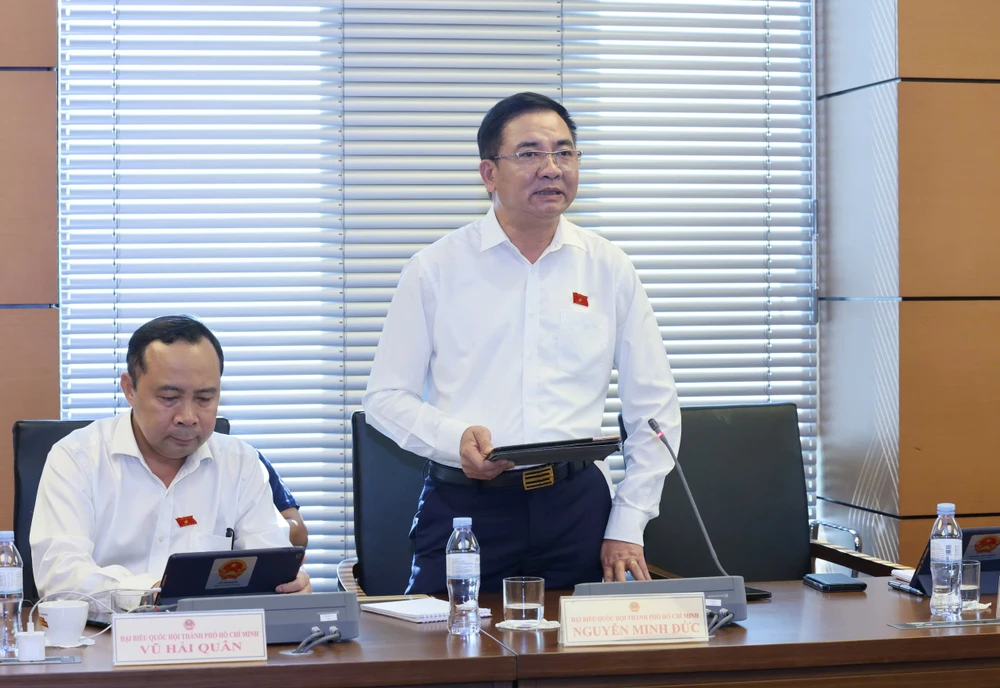 ĐB Nguyễn Minh Đức, Phó Chủ nhiệm Ủy ban An ninh, Quốc phòng và Đối ngoại của Quốc hội. Ảnh: QH Băn khoăn khi UBND cấp xã được quyết định khu vực bỏ phiếu bầu cử
