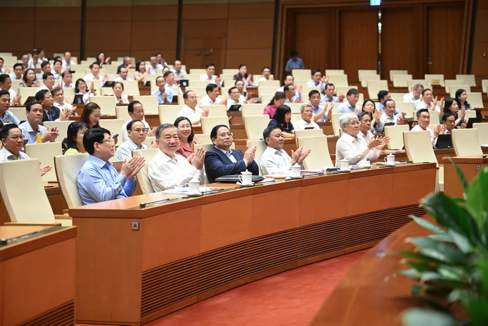 Quốc hội ‘chốt’ không tăng mức hưởng trợ cấp thất nghiệp hằng tháng