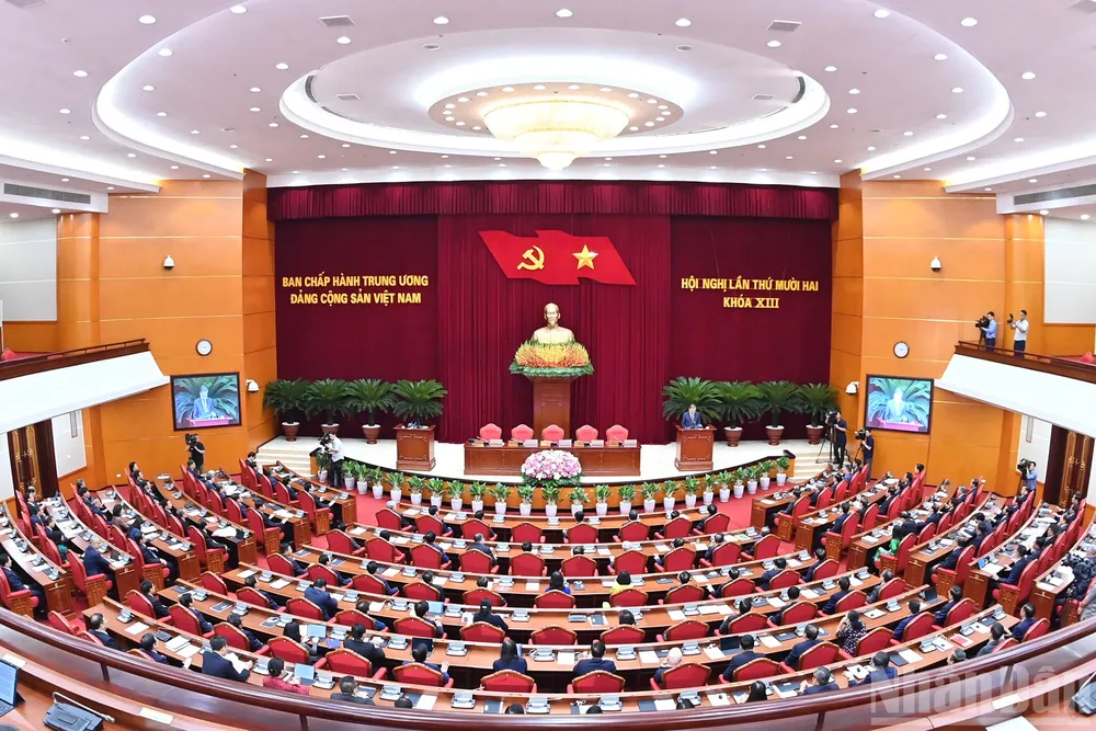 Đảng văn minh trong kỷ nguyên mới cần 'dựa vào dân để xây dựng Đảng'-hoi-nghi-trung-uong-12-3.jpg