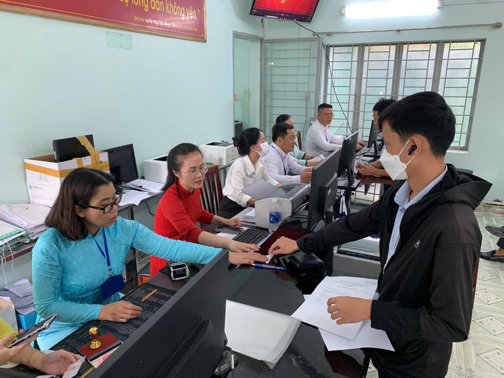 Bố trí gần 77.000 tỉ đồng để thực hiện cải cách tiền lương cho cán bộ, công chức