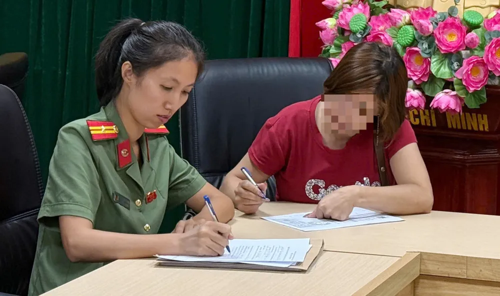 Vụ thông chốt bảo vệ A80: Xử lý 1 phụ nữ xúc phạm lực lượng chức năng