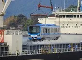 Nóng: Đoàn tàu metro số 1 vừa cập cảng Khánh Hội ảnh 5 TP.HCM: Người dân háo hức chờ đón đoàn tàu metro số 1